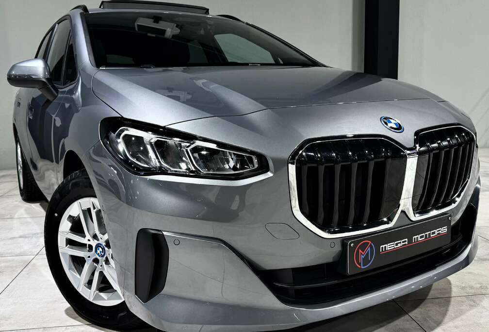 BMW e 136CV X-DRIVE  35.437KM  CAMERA PANO NAVi CARPLAY CUiR
