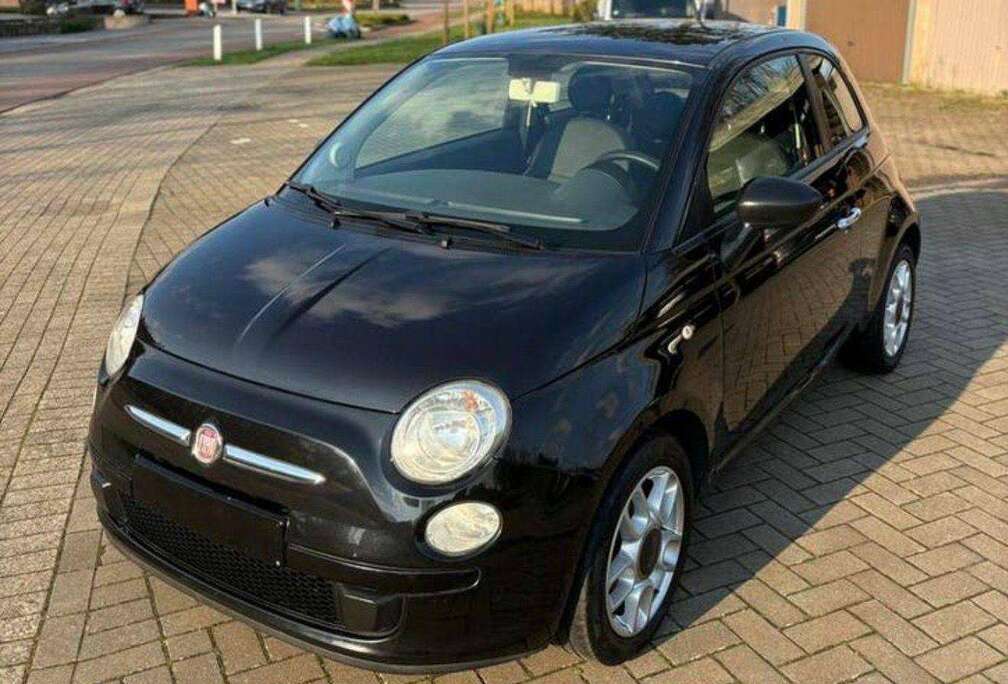 Fiat 500 1.2i Lounge PUR-02 Stop