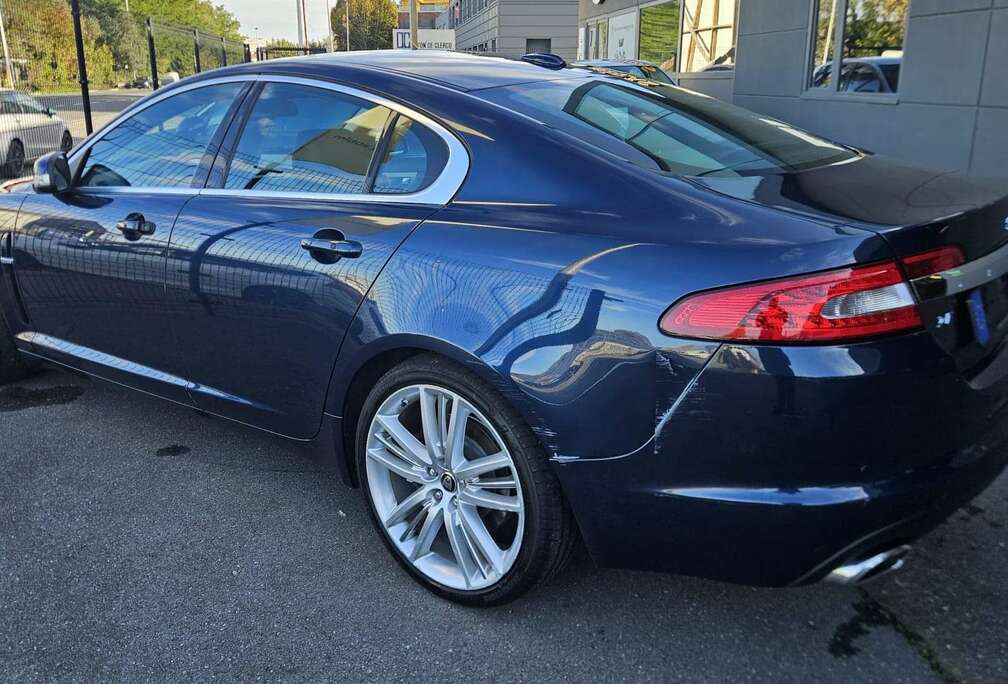 Jaguar 2.7 V6 Diesel Premium Luxury