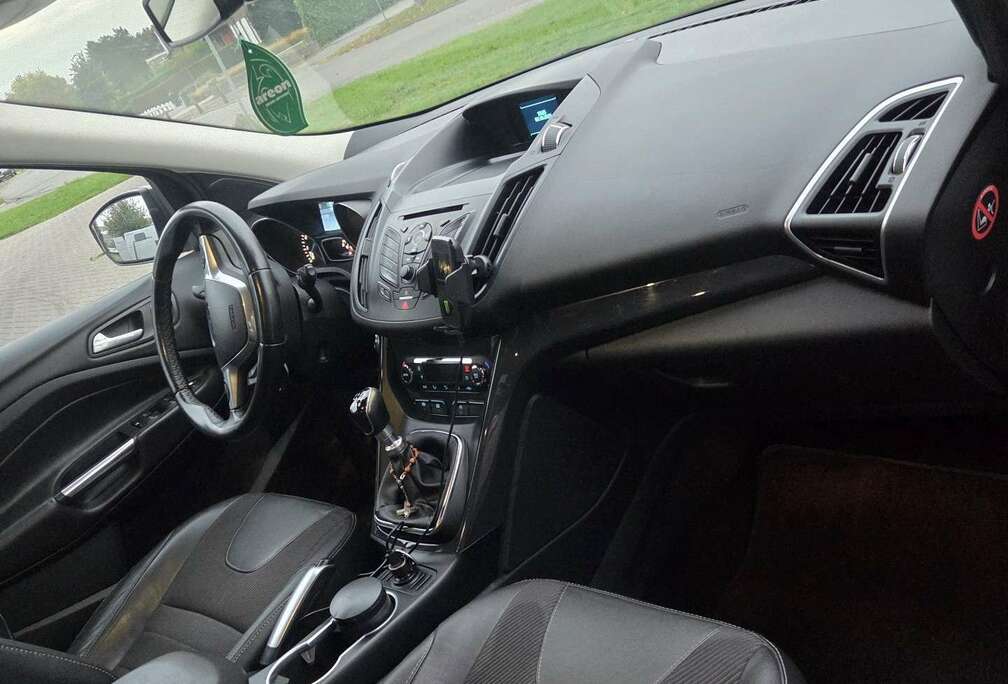 Ford 1.6 EcoBoost 2x4 Titanium