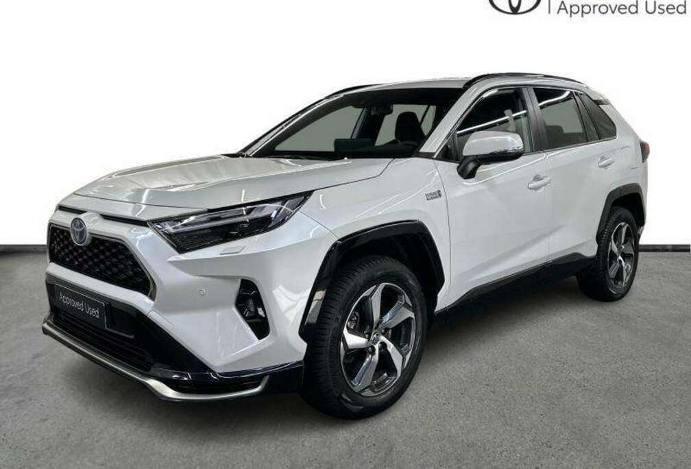 Toyota Dynamic Plus AWD PLUG-IN