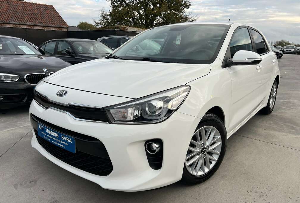 Kia 1.2i 5-DEURS NAVIGATIE CAMERA DAB PDC ALU CARPASS