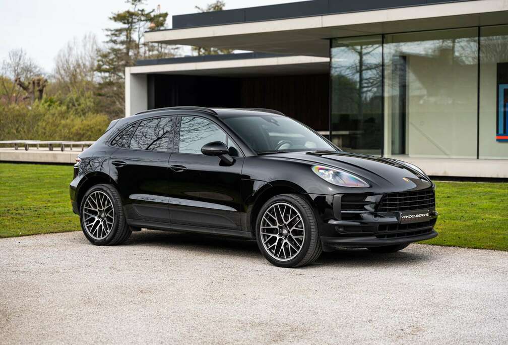 Porsche AIR SUSPENSION / 21\