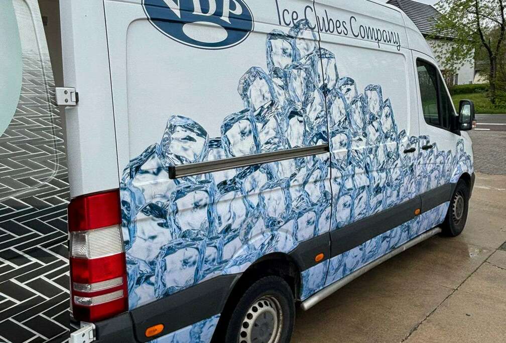 Mercedes-Benz LMMC1320N