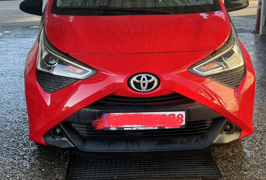 Toyota 1.0i VVT-i x