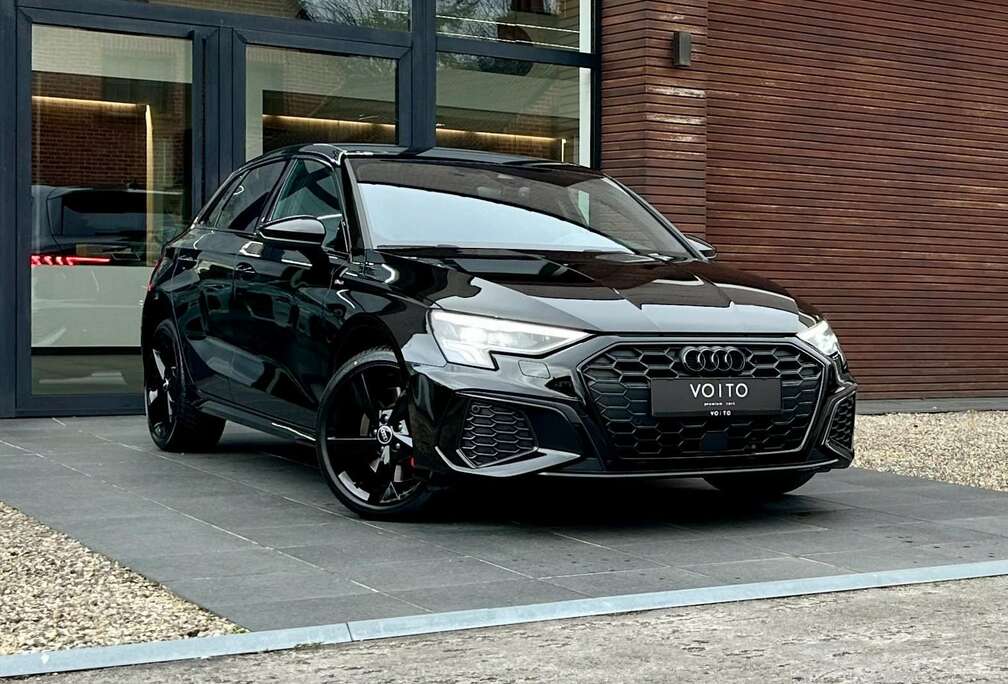 Audi 45TFSIe Sportback S-LINE/CAMERA/CARPLAY/ACC/KEY/18