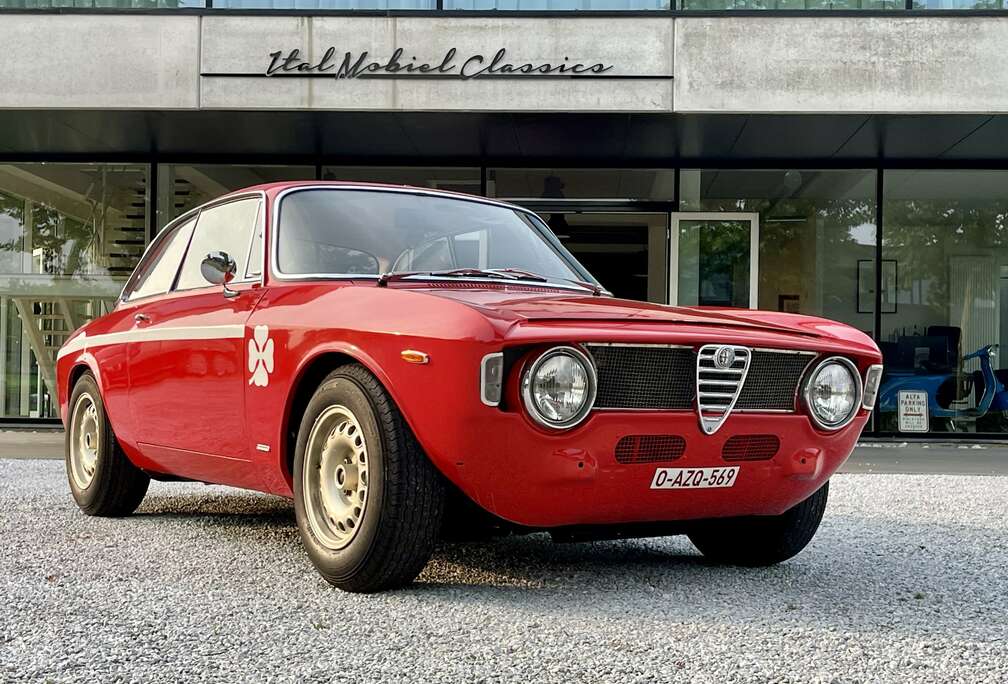 Alfa Romeo GTA 1300 Junior Stradale