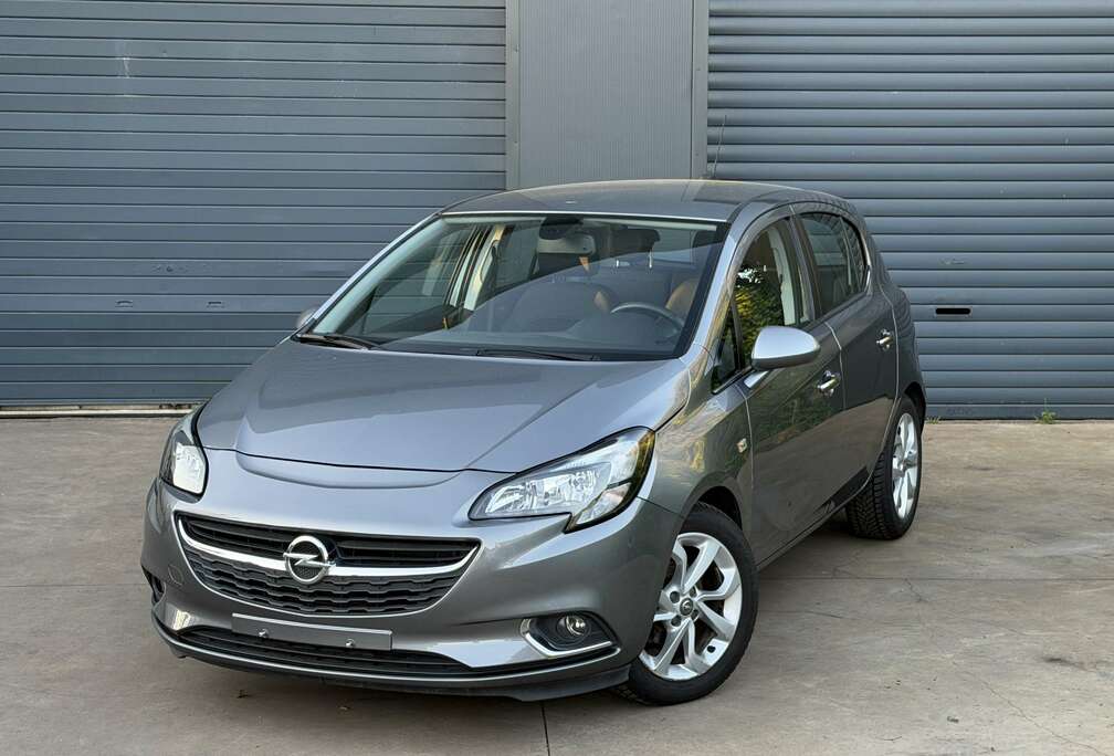 Opel 1.2i Cosmo Luxe uitvoering Leder Car-Play LED PDC
