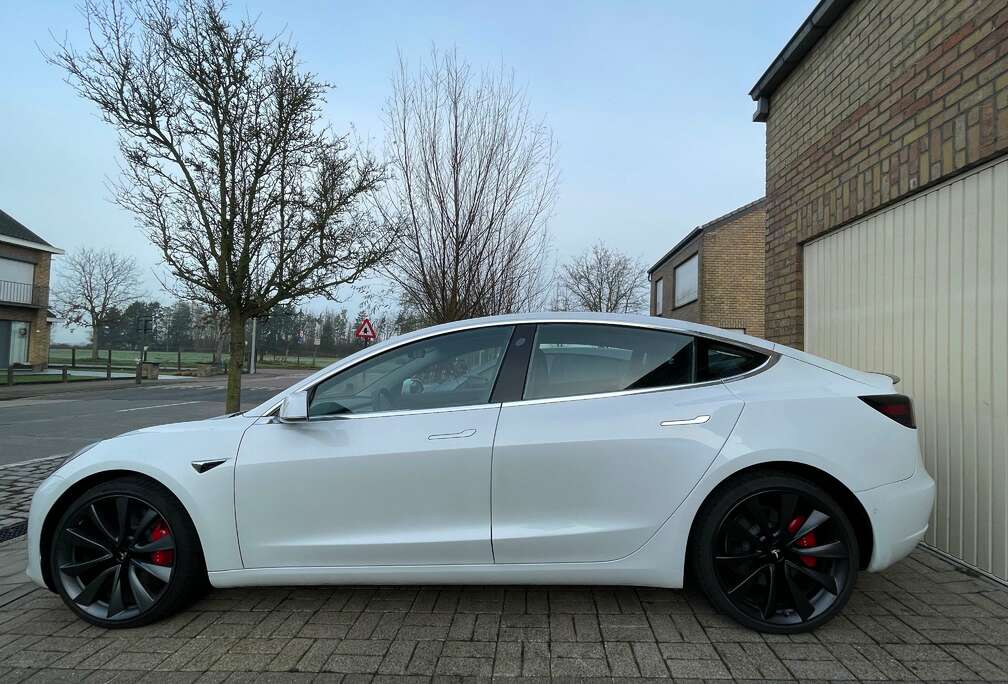 Tesla Model 3 75 kWh Performance Dual Motor