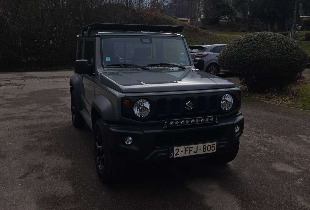 Suzuki Jimny 1.5i 4x4 GLX