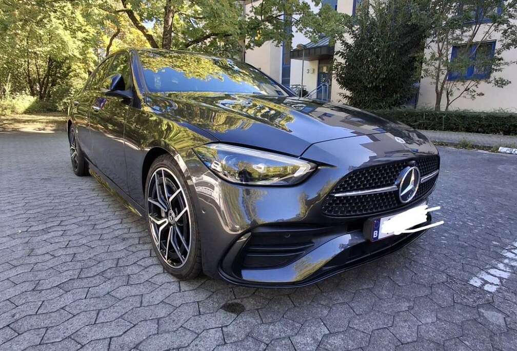 Mercedes-Benz d 9G-TRONIC AMG Line