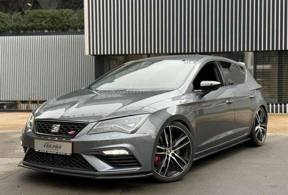SEAT CUPRA / 300 HP/ ALCANTARA/ AUTOMATIQUE/ LED/ NAVI/