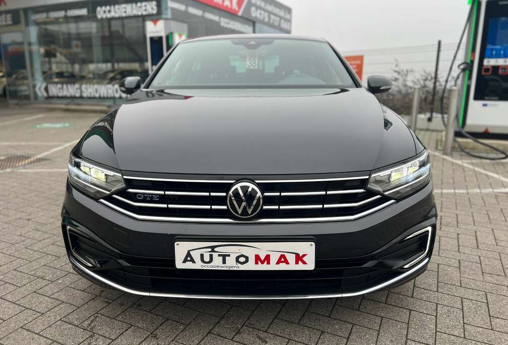 Volkswagen Passat GTE 1.4 TSI PHEV Business DSG (160 kW)
