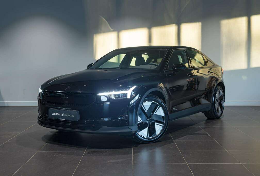 Long Range Single Motor 82kwh PLUS + CLIMATE PACK