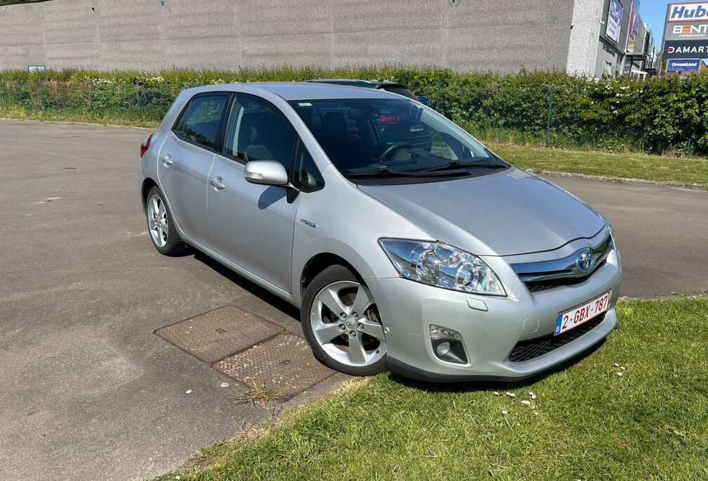 Toyota Auris HEV 1.8i HSD Sol CVT