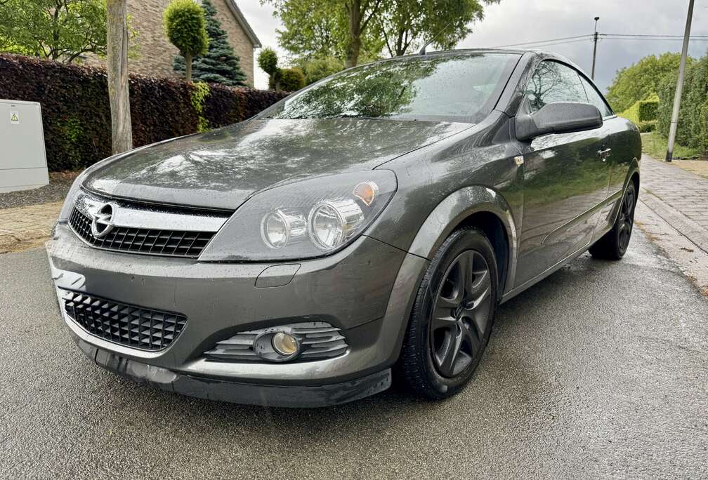 Opel TwinTop 1.9 CDTi Enjoy FAP