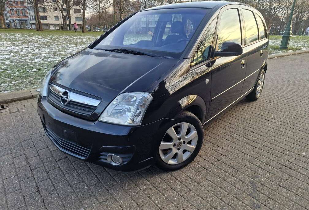 Opel 1.4i Cosmo