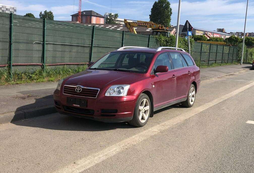 Toyota 1.6i VVT-i 16v Linea Sol