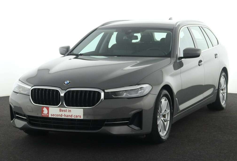 BMW DA TOURING + GPS + CARPLAY + CAMERA +PDC + CRUISE