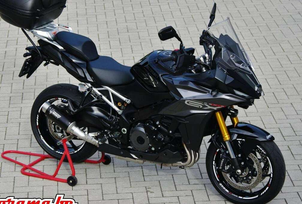 Suzuki