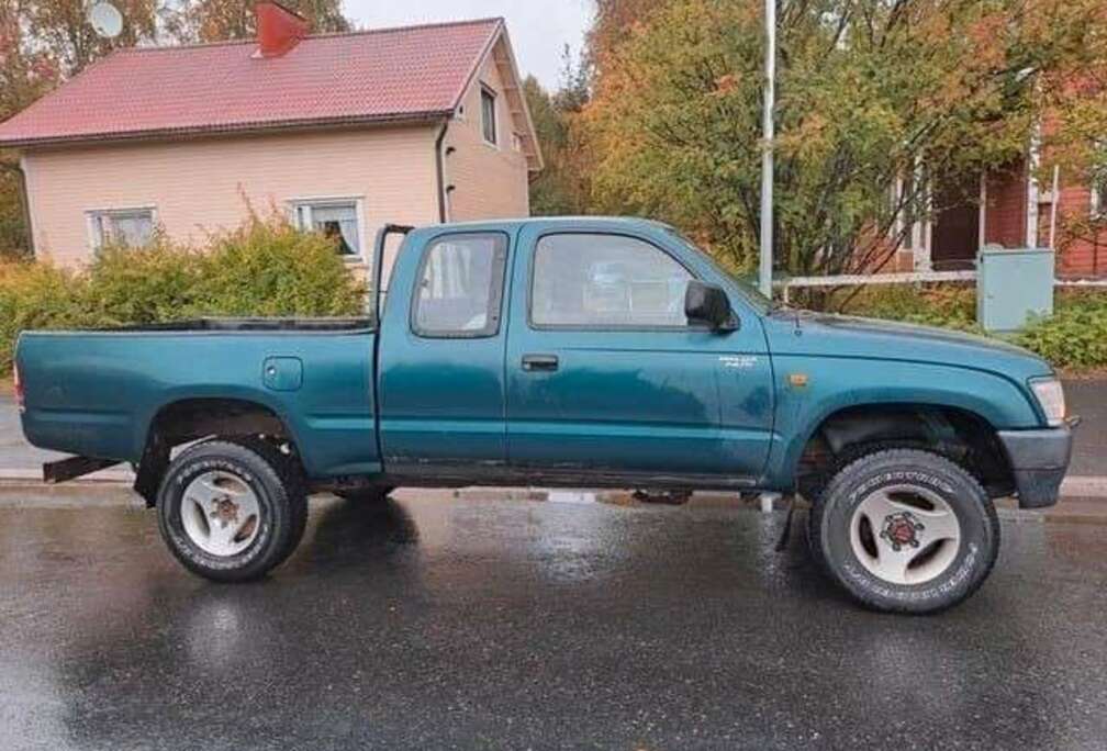 Toyota 2.4 TD 4WD SR