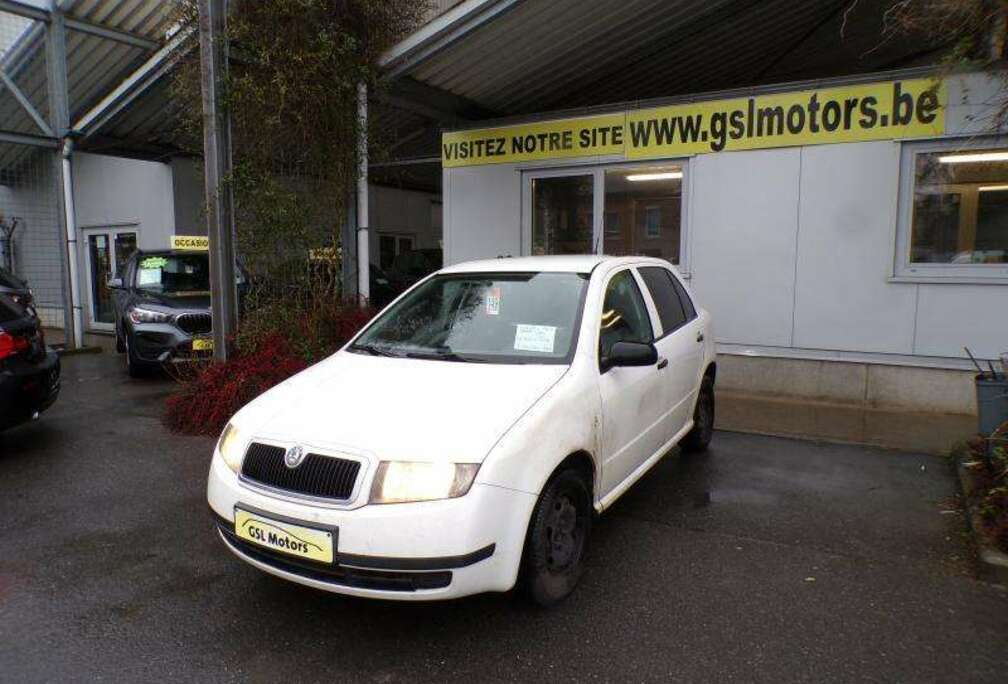 Skoda 1.4 68cv blanc 03/03 750€ marchand Airco CD