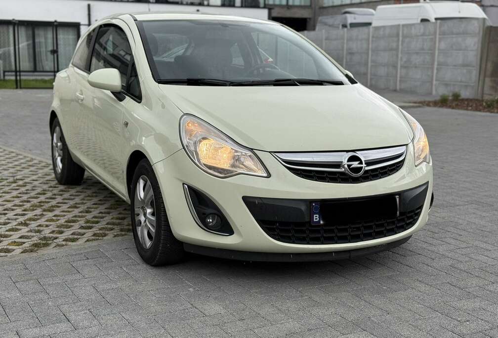 Opel 1.6i XE 16v GSi