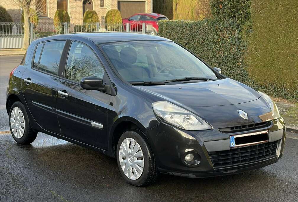 Renault Clio 1.2i Ice-Watch * Tel 0492436959