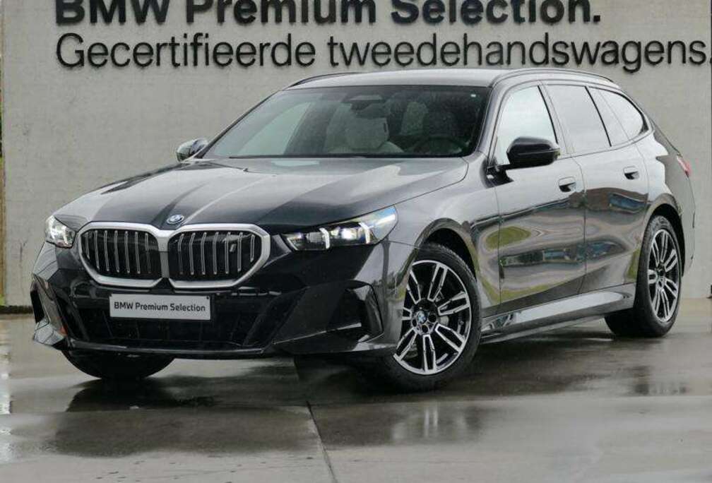 BMW eDrive40 Touring M Sport  TOWB   ADAP SUSP