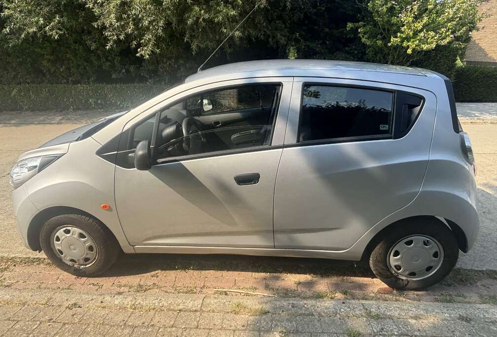 Chevrolet Spark 1.0i