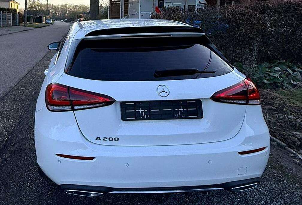 Mercedes-Benz A200