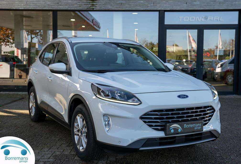 Ford 2.5 TITANIUM HYBRIDE 190 PK CARPLAY/CAMERA/BLU...