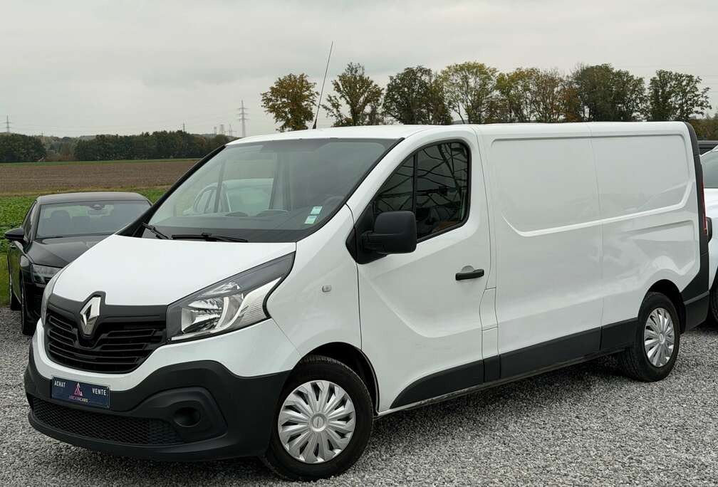 Renault LONG CHASSIS - NAVIGATION - ATT REMORQUE - TVAC