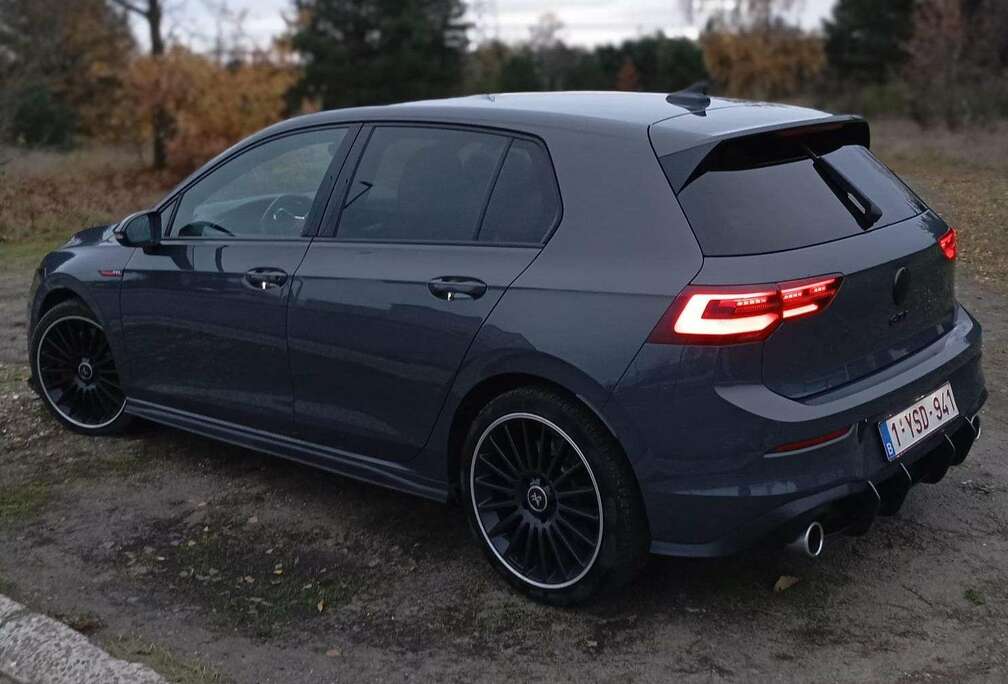 Volkswagen Golf 8 GTI