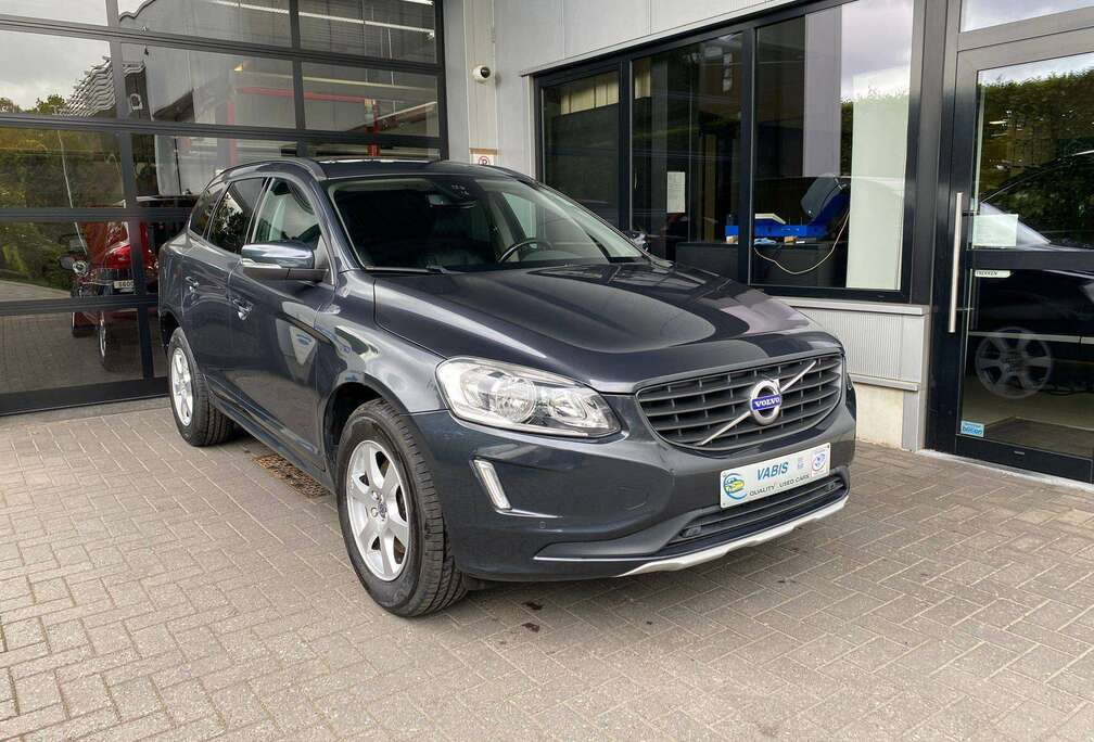Volvo XC60 2.0 D3 Panoramisch Dak/Navigatie/.. 12 maanden garantie
