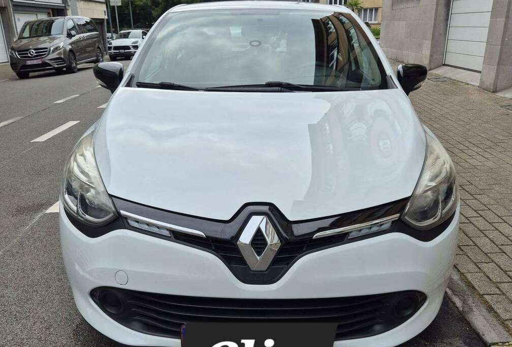 Renault Clio 1.2i Limited