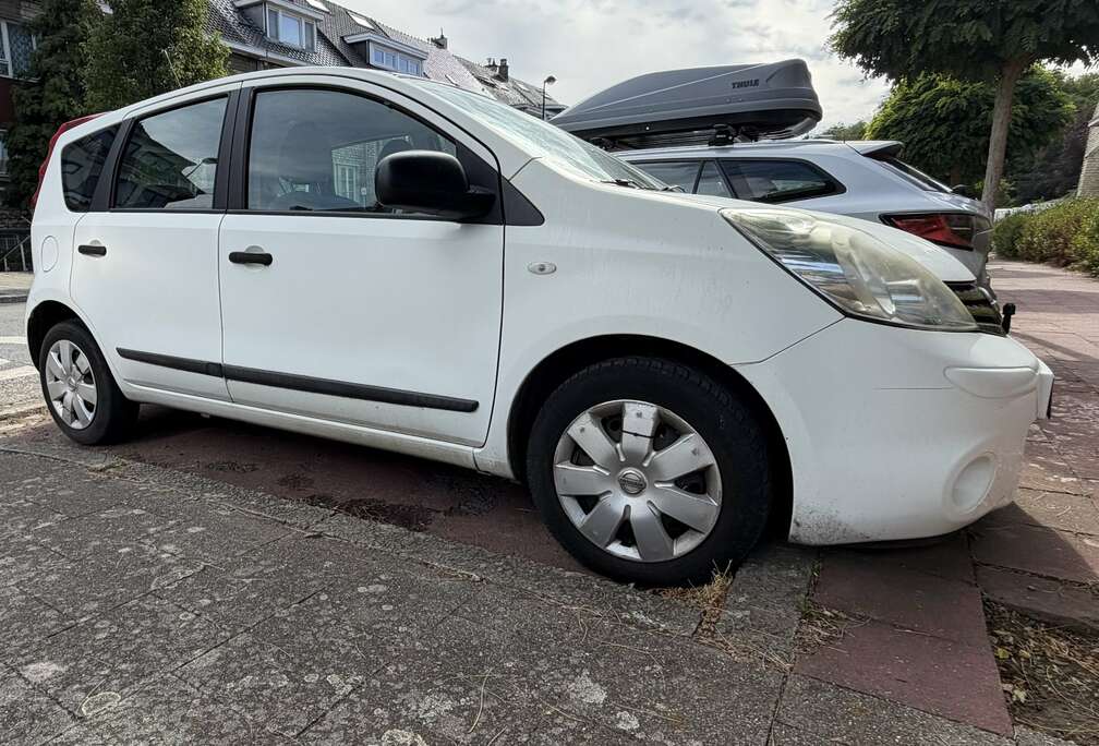 Nissan 1.4i Visia