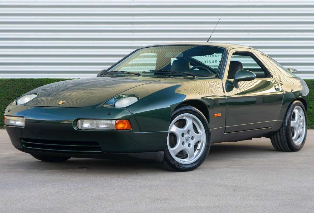 Porsche 928 GTS Manual Oak Green Metallic