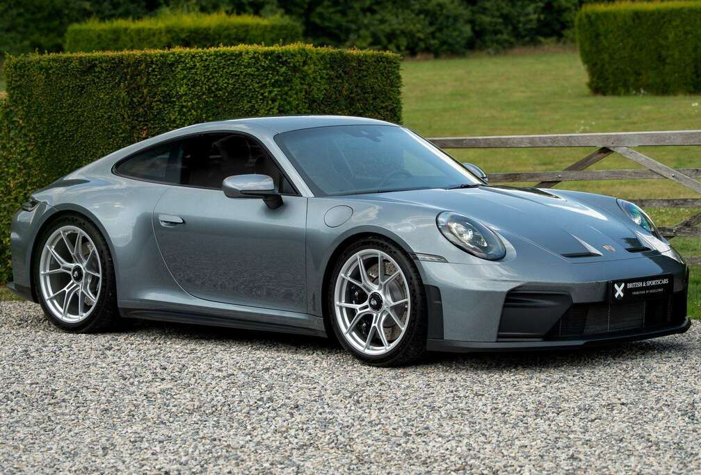 Porsche 992.2 GT3 Touring PDK / Brand New