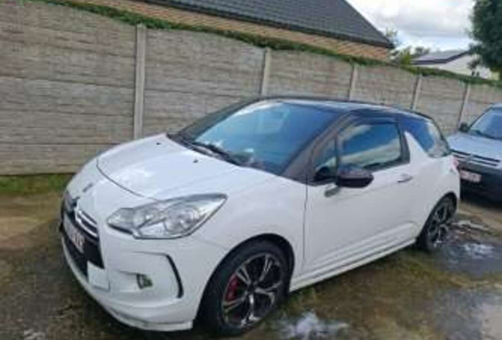 Citroen DS3 2.3