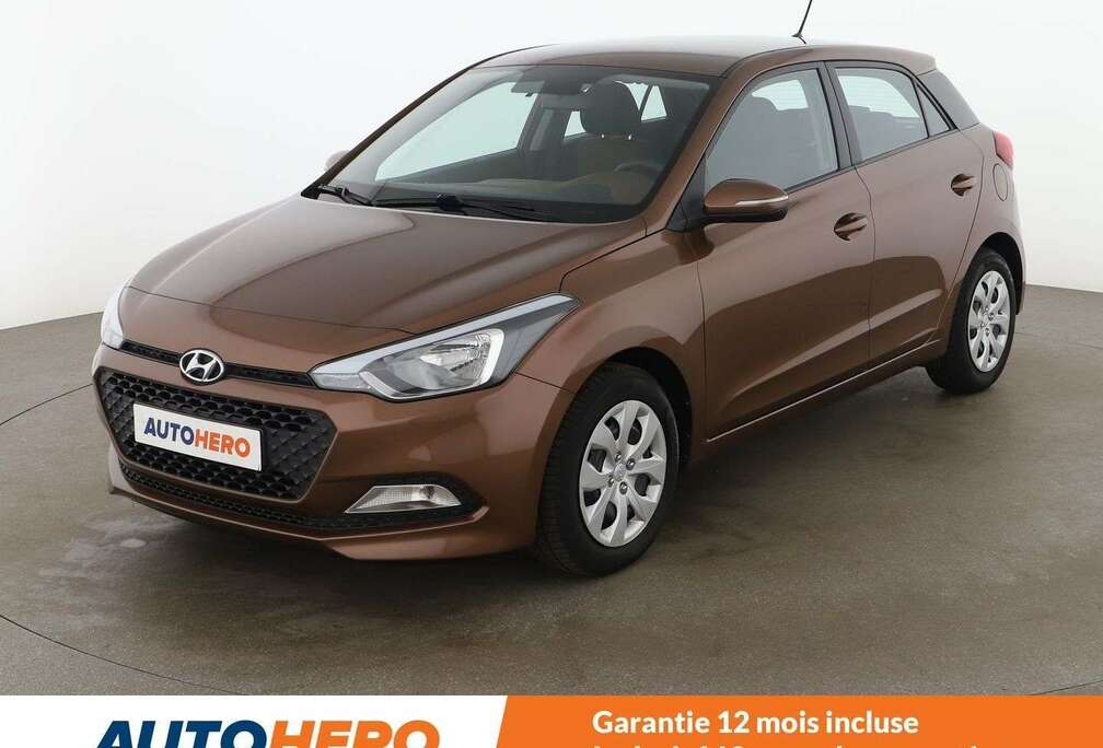 Hyundai 1.2 Basis blue