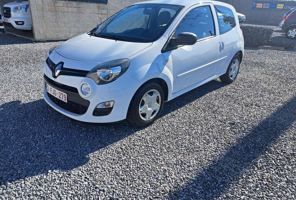 Renault 1.2i LEv 2012 1er propriétaire prêt a immatriculer