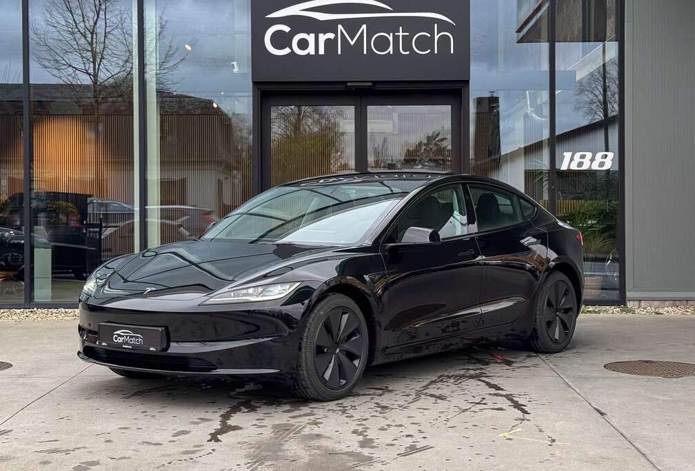 Tesla Standard Range PREMIUM - Highland