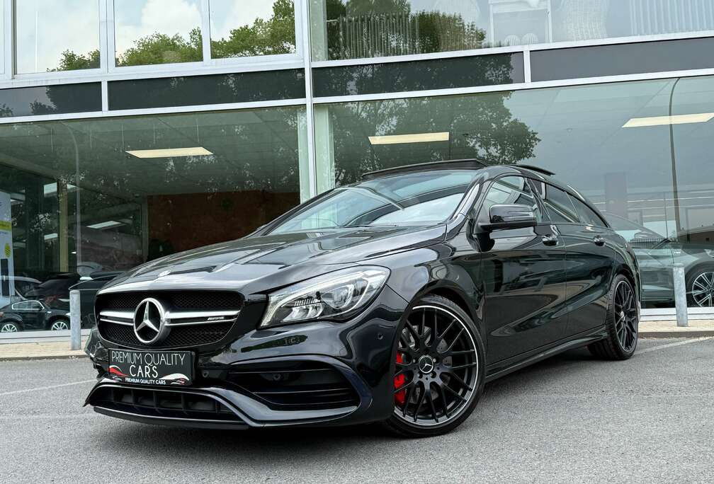 Mercedes-Benz 45 AMG / PANO / CARPLAY / SPORTUITLAAT / KEYLESS / SFEERVERLICHTING /
