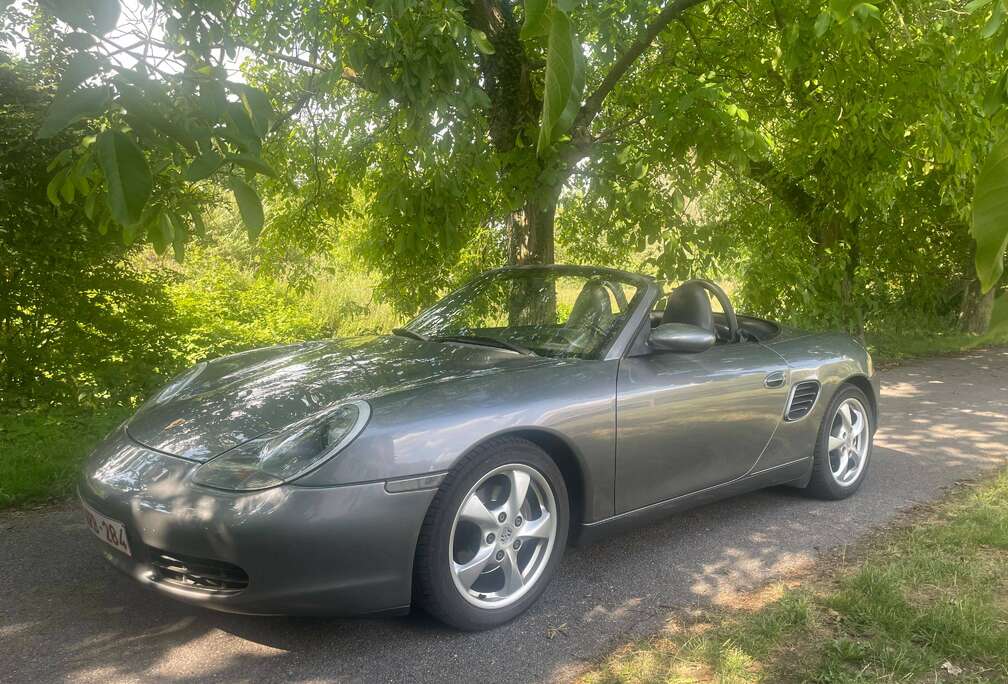 Porsche Boxster 2.7i