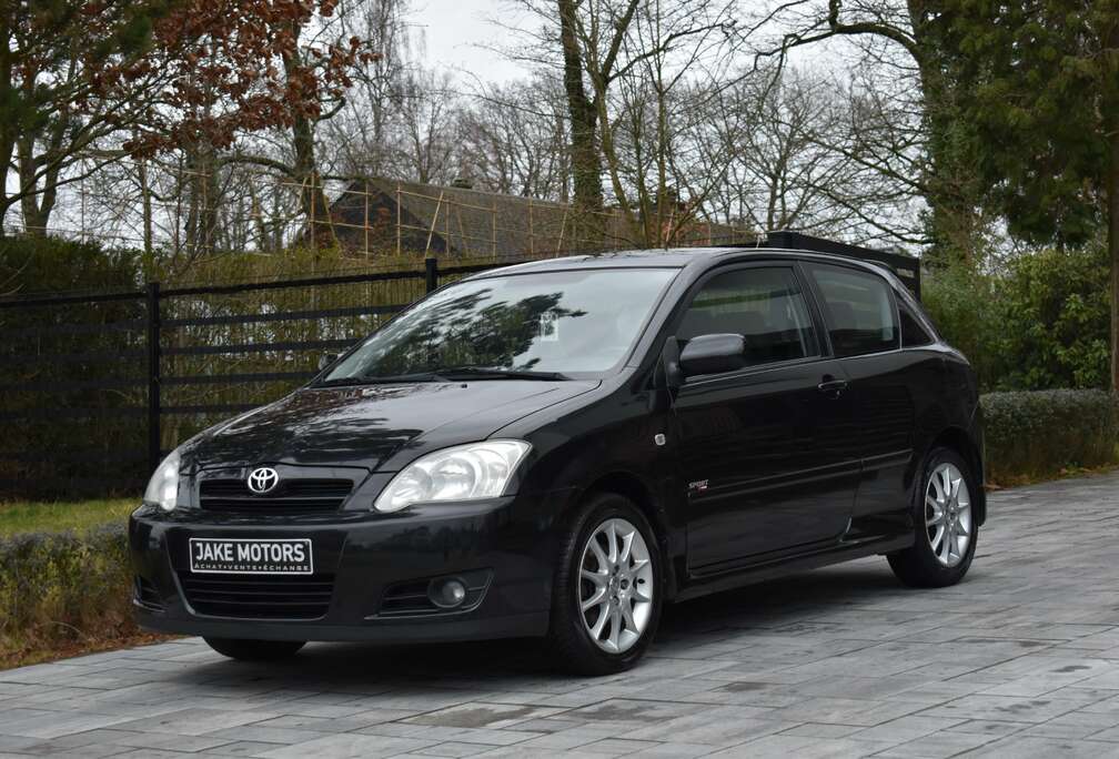 Toyota Corolla 1.4 ** MARCHAND OU EXPORT ** AUTOMATIQUE **