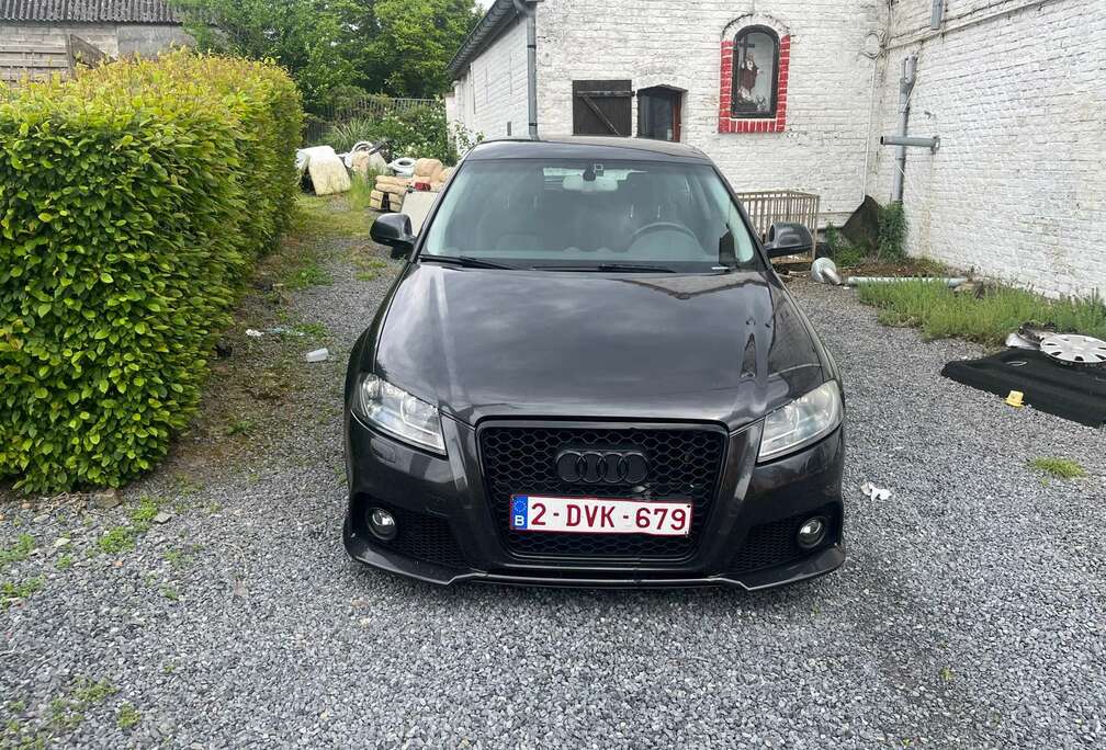 Audi 1.6 TDi Ambiente DPF S tronic