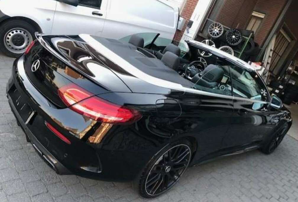 Mercedes-Benz AMG C 63 Cabrio AMG Speedshift 7G-MCT
