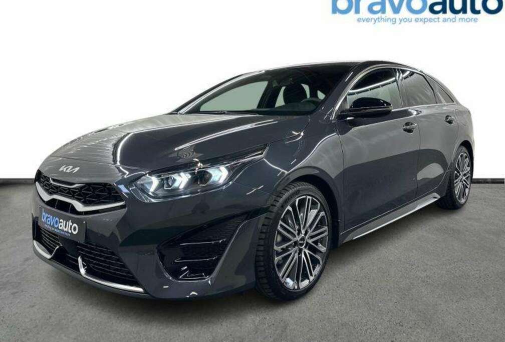 Kia 1.5 GT-LINE 7Y/ NAVI & CARPLAY