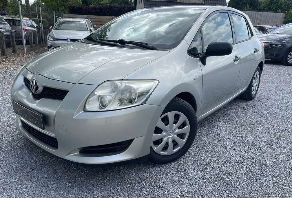 Toyota Auris 1.4 D-4D Terra DPF